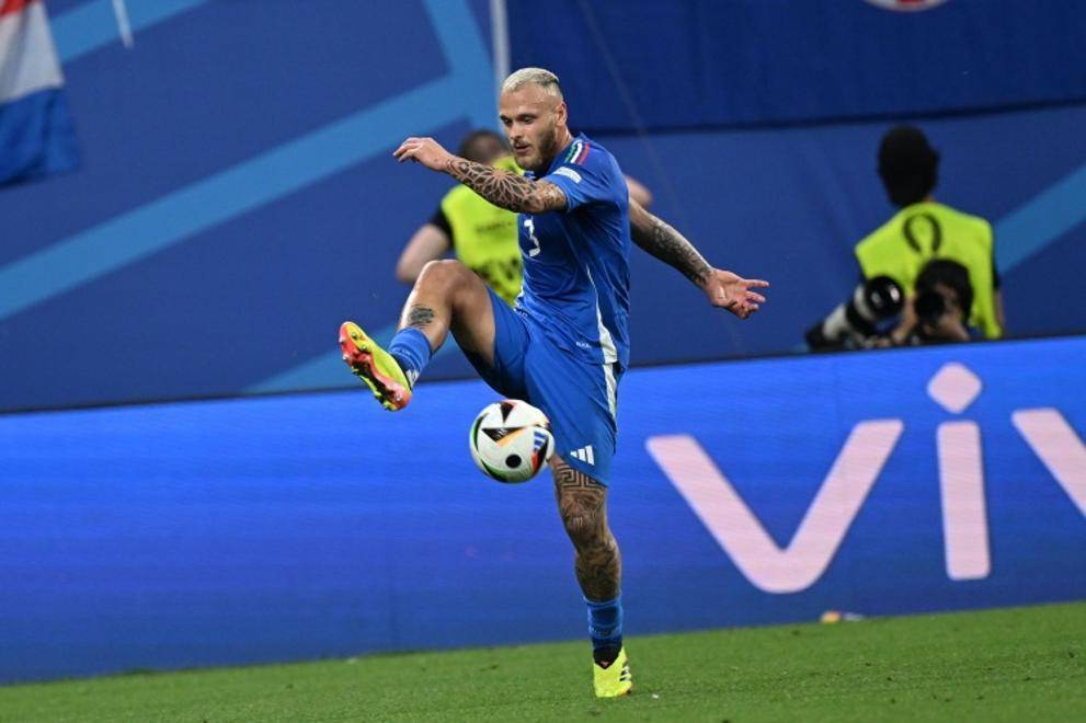 爱游戏体育-偃仰西风by青