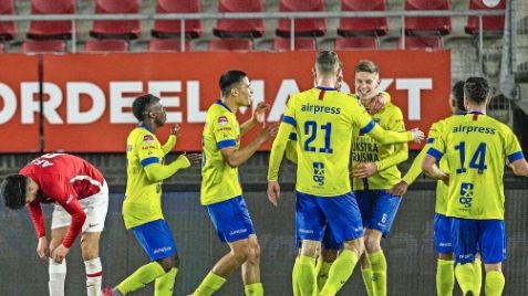 爱游戏下载-集结日布鲁克林篮网备战意大利杯，防线松动细节曝光，话题不断，心理建设被强调的简单介绍